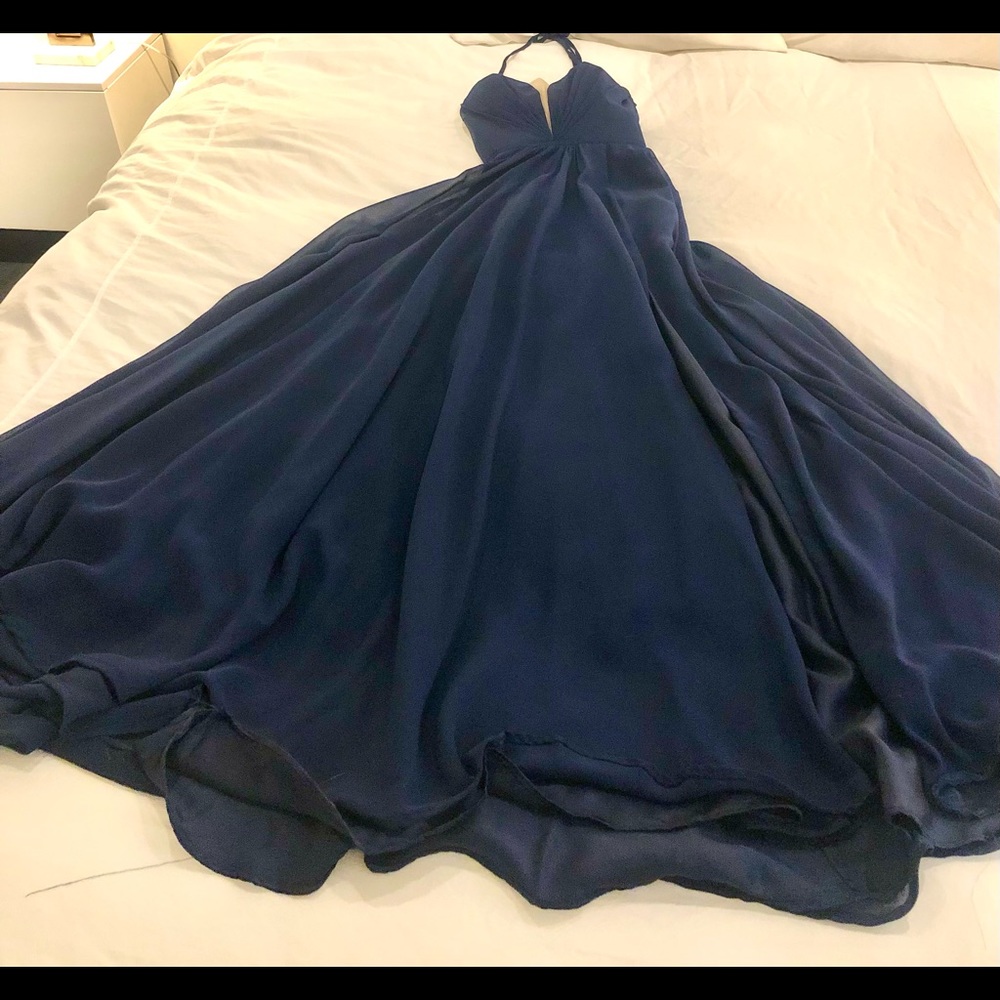 Faviana navy blue gown, size 4, new with tags
